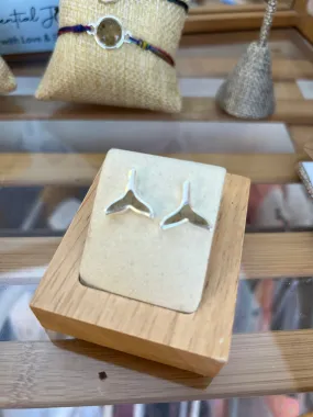 Fins stud earrings DUNE