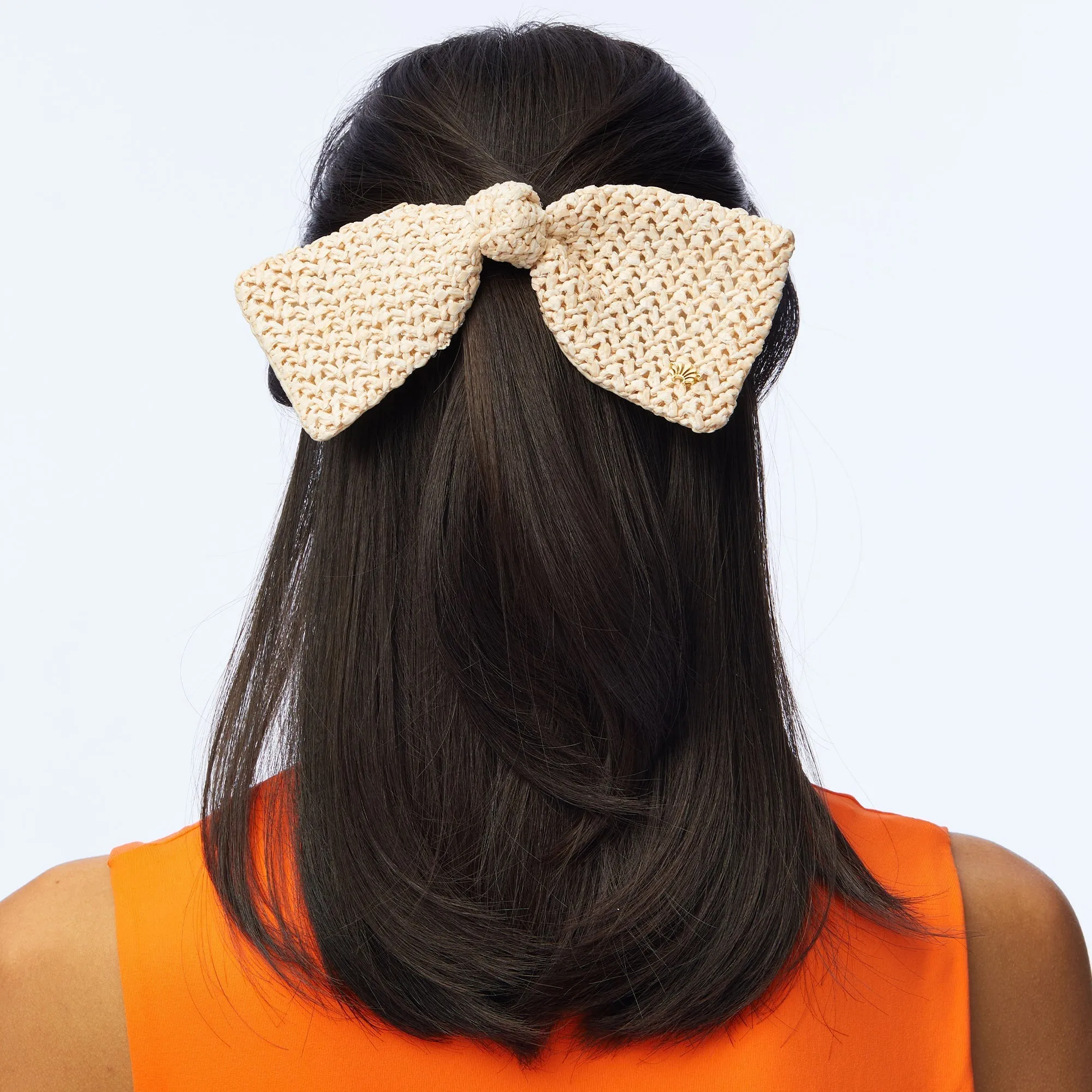 IVORY RAFFIA PALOMA BOW BARRETTE