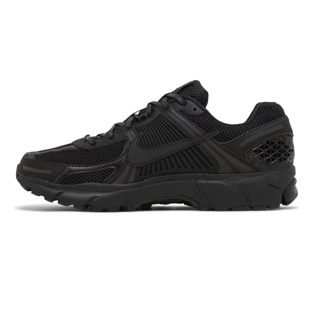 Nike Men's Air Zoom Vomero 5 'Triple Black'