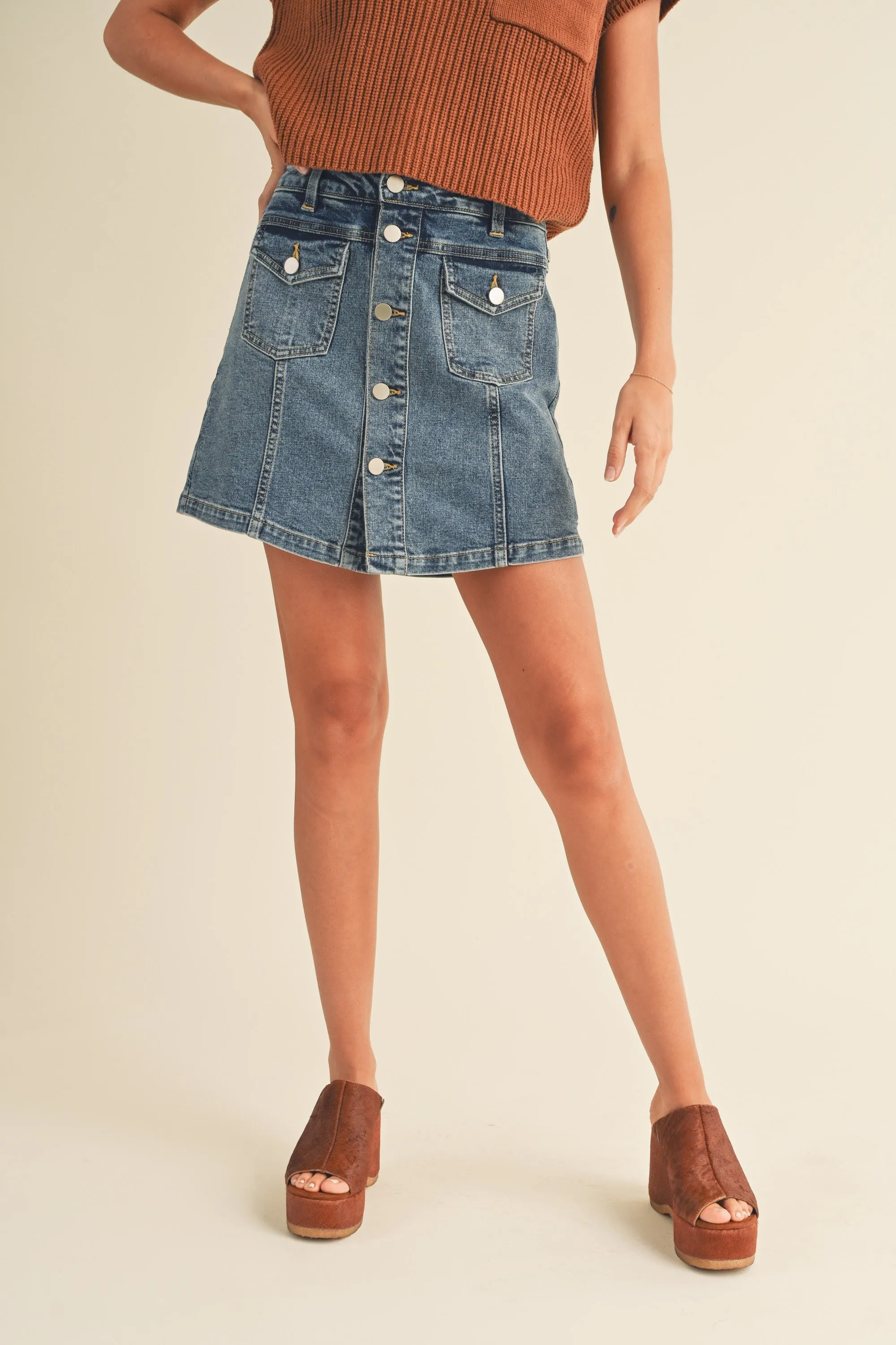 The ‘Buttondown Denim Skirt’